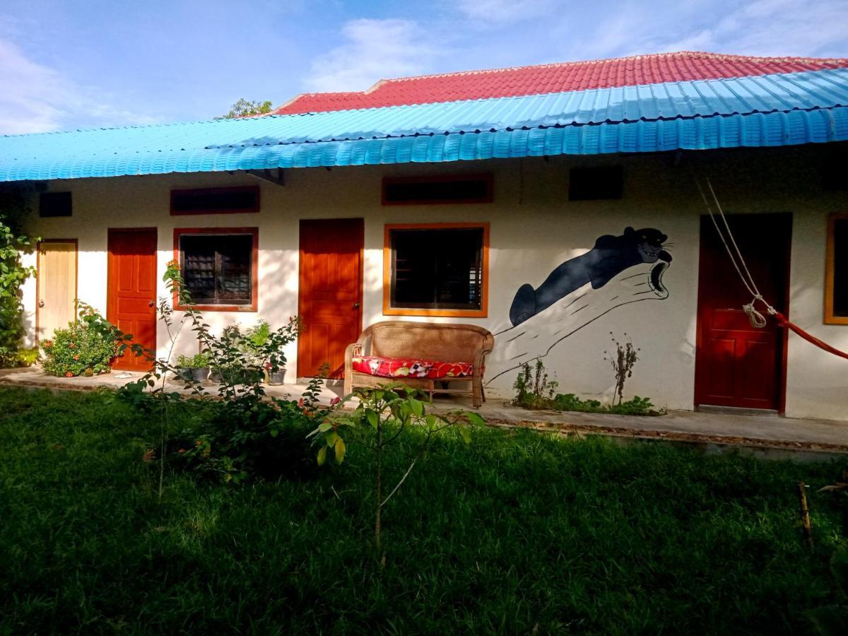 Baloo Guesthouse كوه رونغ ساملوم المظهر الخارجي الصورة