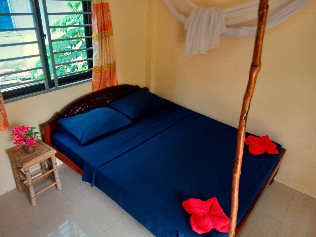 Baloo Guesthouse كوه رونغ ساملوم المظهر الخارجي الصورة