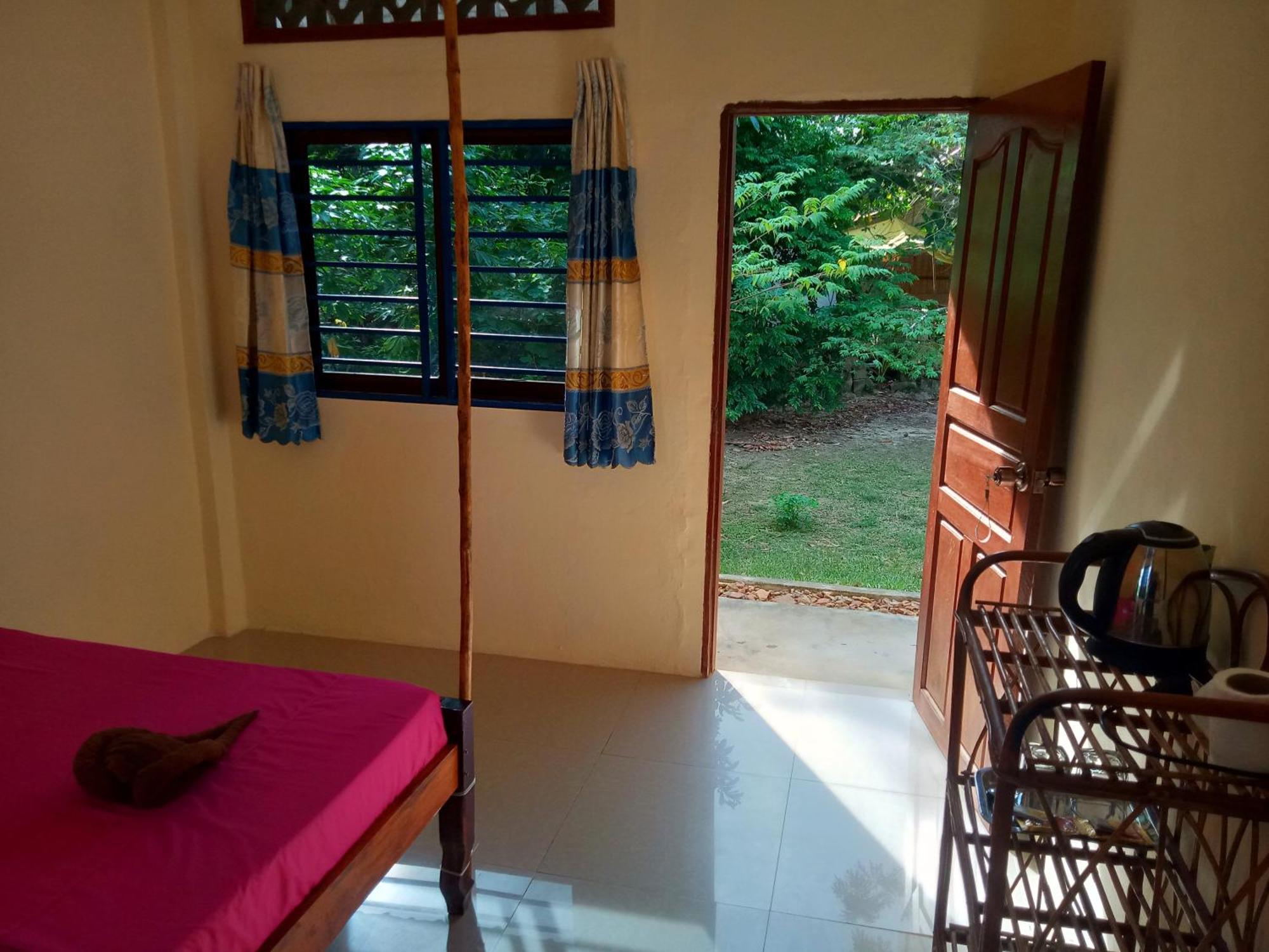 Baloo Guesthouse كوه رونغ ساملوم المظهر الخارجي الصورة